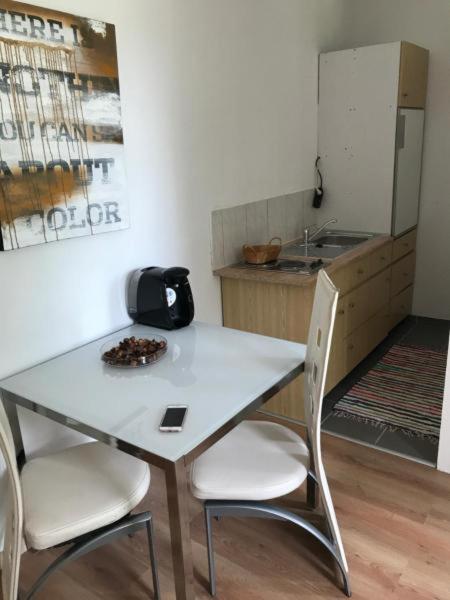 Arbeiterwohnungen Graz Hauptbahnhof - Apartment - 5