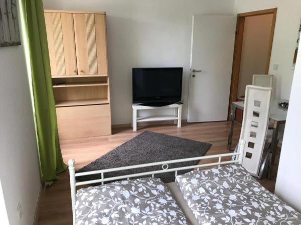 Arbeiterwohnungen Graz Hauptbahnhof - Apartment - 4