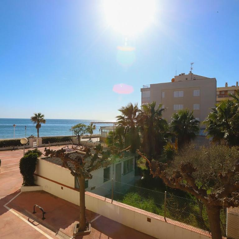 DIFFERENTFLATS Costa d' Or II - One-Bedroom Apartment with Sea View Twin - 2