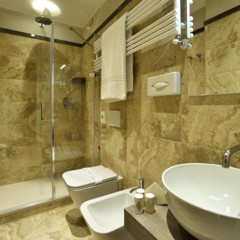 Hotel Lamberti - Camera Deluxe - 1