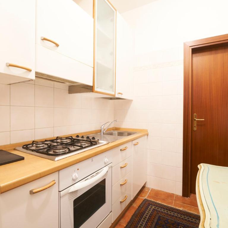 Hotel Serenissima - One-Bedroom Apartment - Separate Building - 2