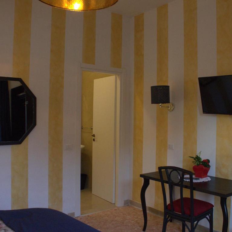 FiumicinoA57 - Camera Tripla con Bagno Privato - 6