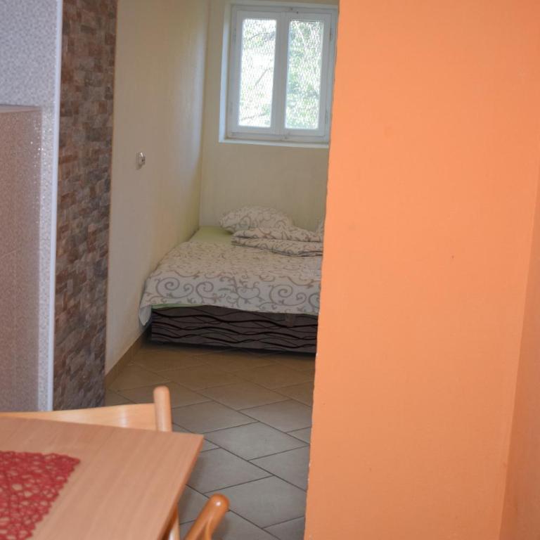 OLD TOWN STUDIOS - Studio Apartment - 14