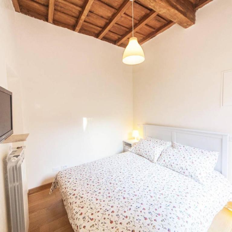 Central quiet apartment and terrace - One-Bedroom Apartment - 5