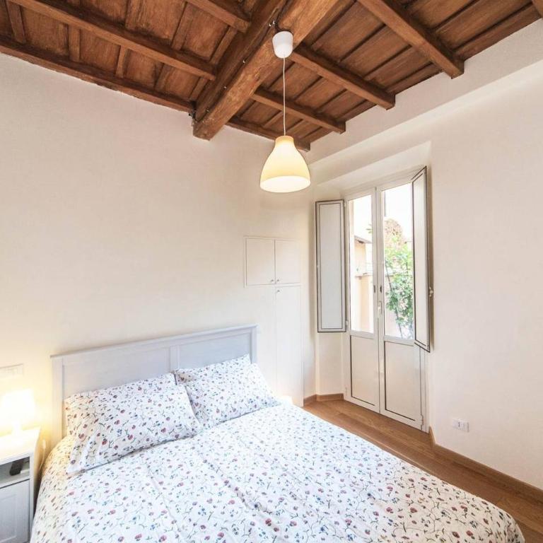 Central quiet apartment and terrace - One-Bedroom Apartment - 14