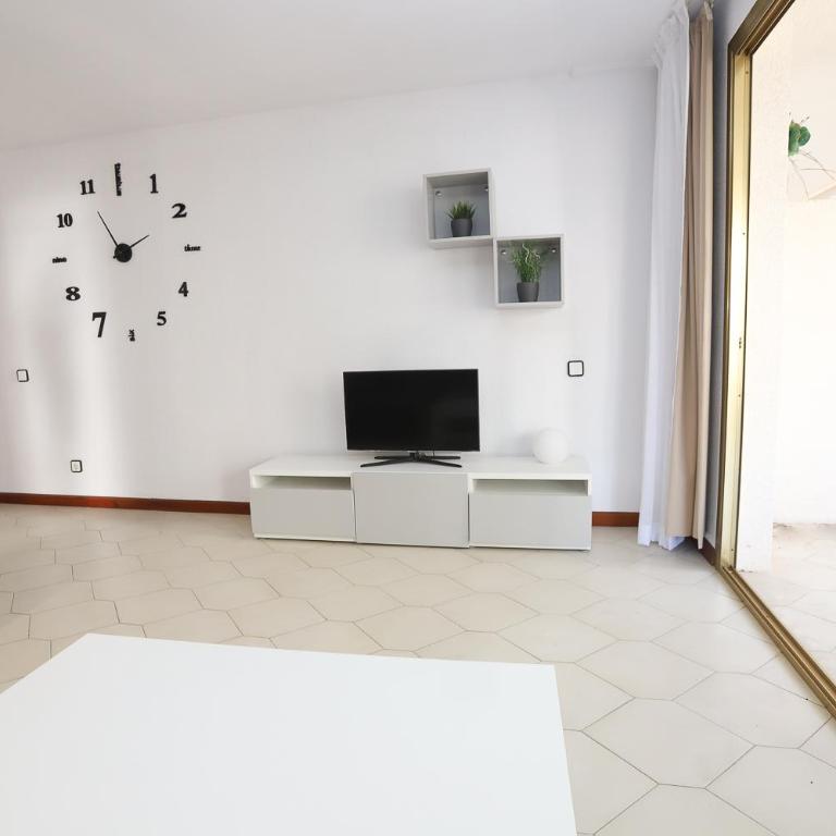 DIFERENTFLATS Novelty - Apartamento de 2 dormitorios - 16