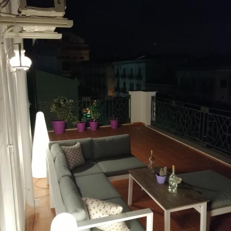 Central Apartment with terrace near teatro Massimo - One-Bedroom Apartment - 38
