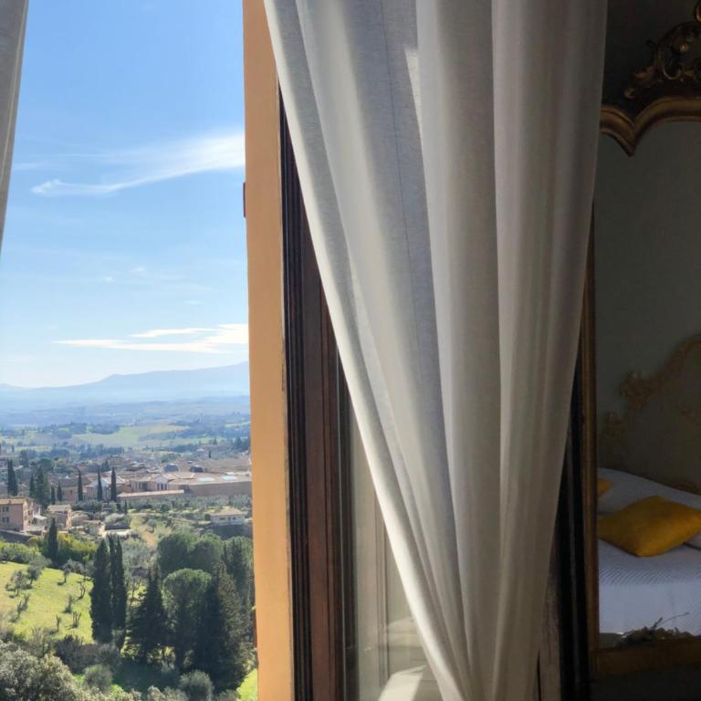 BnB Paolina - Camera King con Vista Giardino - 10