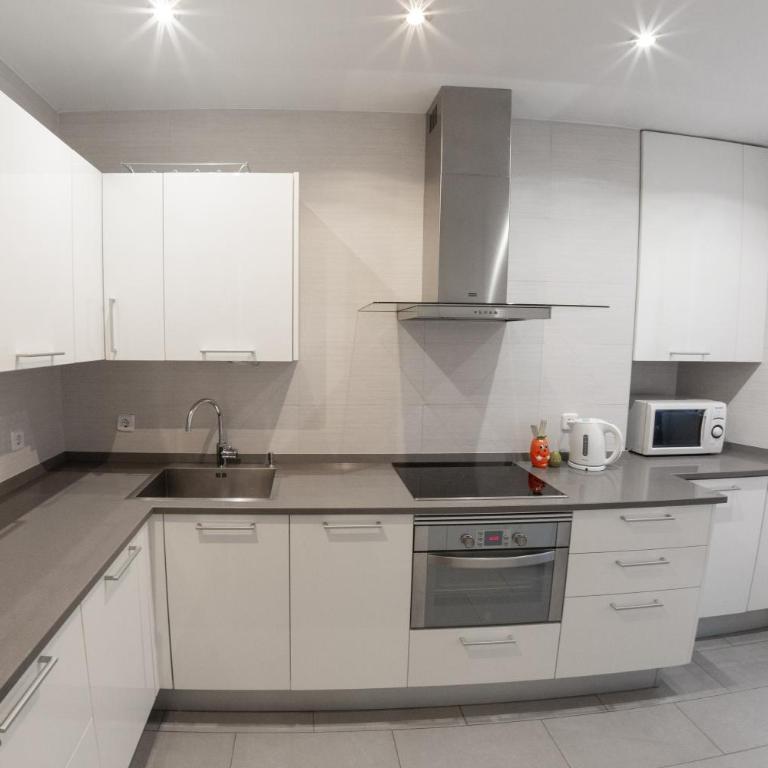 Apartamentos Duque Ventas - Two-Bedroom Apartment - 14