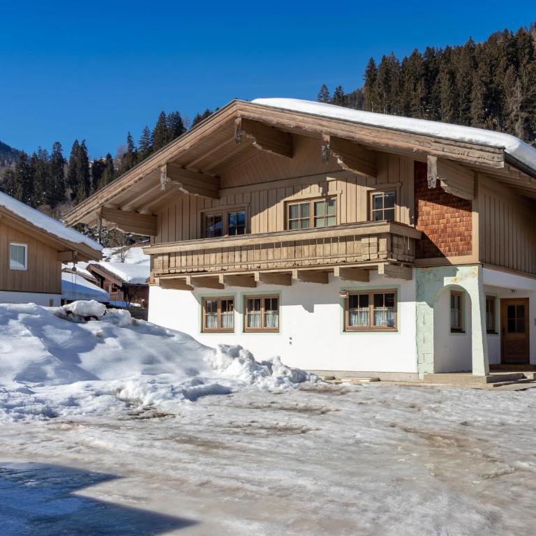 Chalet in Bramberg near Ski Slopes - Apartment mit 4 Schlafzimmern - 18