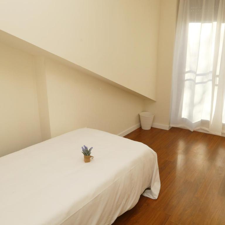 Apartamentos Turísticos Puente Romano P2 2-A - Two-Bedroom Apartment - 4