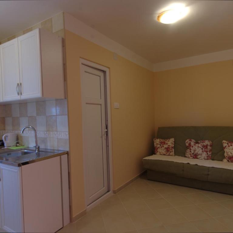 Apartments Astel - Apartment with Terrace - 5