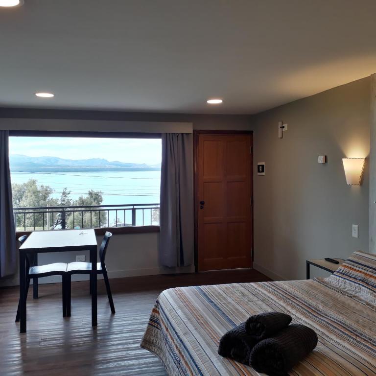 Las Liebres - Estudio con vistas al lago - 3