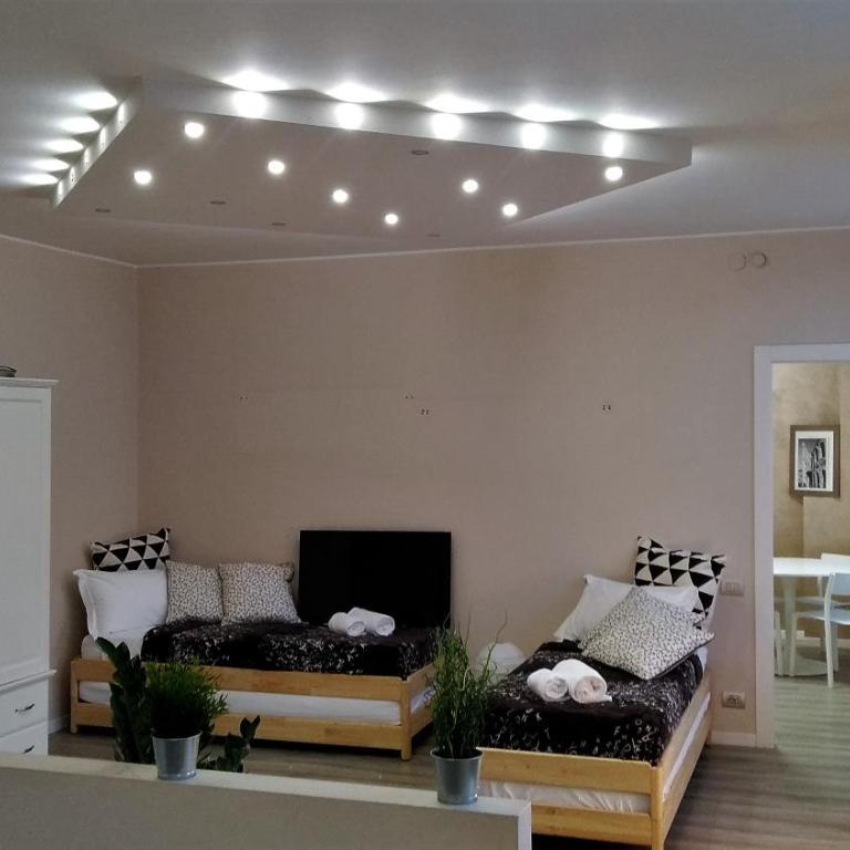 Marconi Rooms Loggia delle Erbe - Adua Apartment - Separate Building Via Adua 3 - 5
