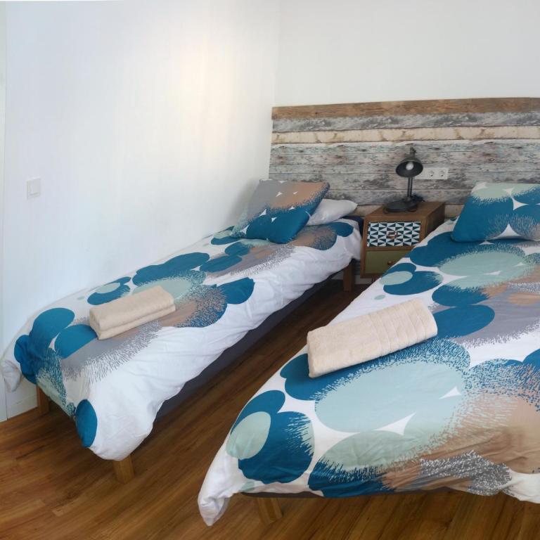 Diseño, calidad, tranquilidad, y muy céntrico - Three-Bedroom Apartment - 26