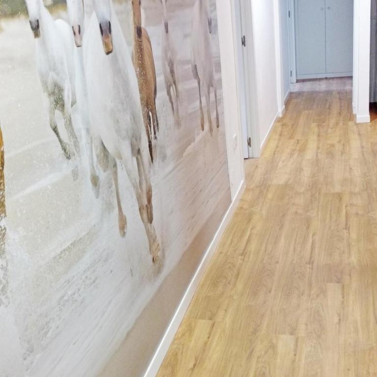 Diseño, calidad, tranquilidad, y muy céntrico - Three-Bedroom Apartment - 14