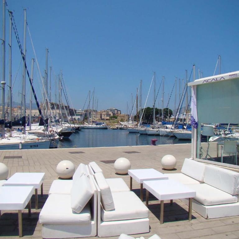 In the heart of Kalsa, a green and quiet terrace, Free Parking - Appartamento con Terrazza - 46