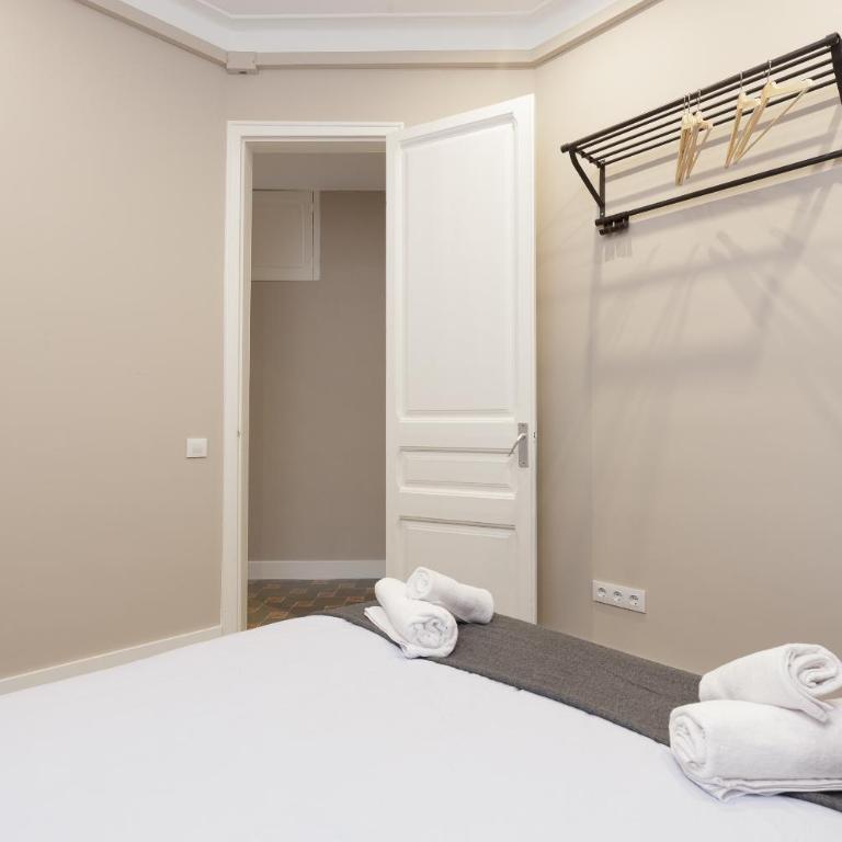 Key Barcelona HOUSING (Carrer Girona) - Apartamento con ducha - 8