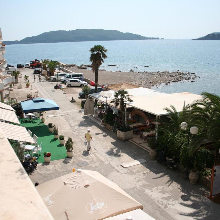 Beachfront apartment in Becici,Rafilovici,Budva - Apartman sa Balkonom - 14
