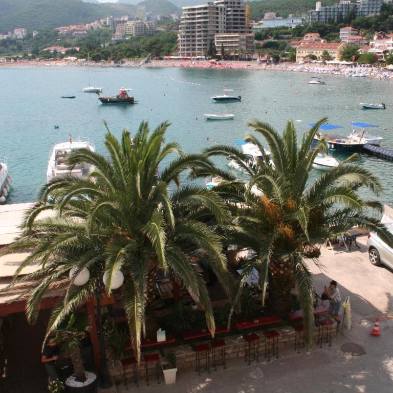 Beachfront apartment in Becici,Rafilovici,Budva - Apartman sa Balkonom - 15
