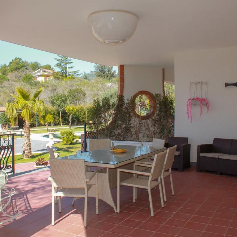 B&B Blanc Maison Etna Relais & Charme - Camera Matrimoniale con Patio - 2