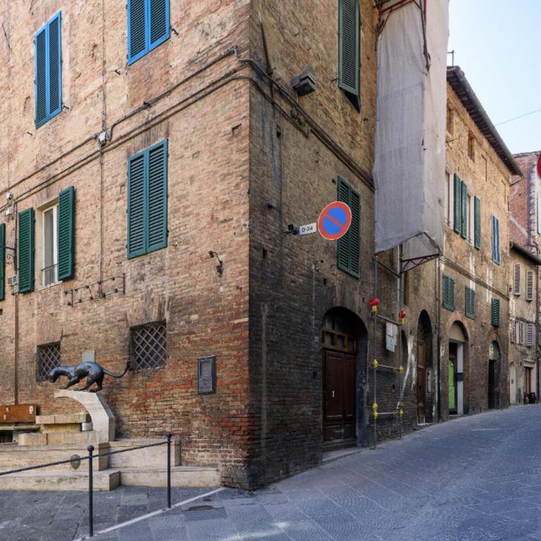 Piazza Paradiso Accommodation - Apartment Split Level - Separate Building - 23