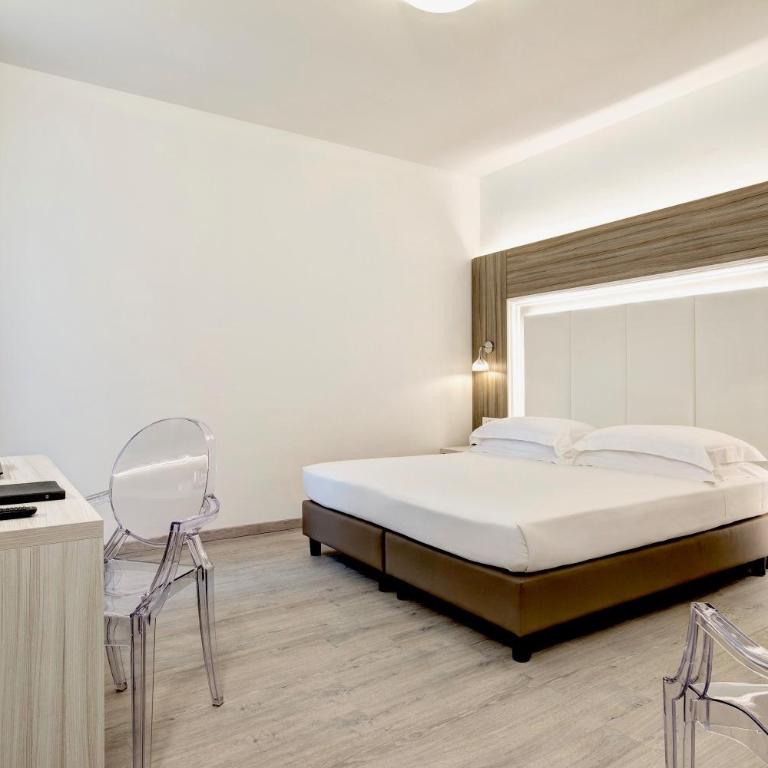 Hotel San Giusto - Camera Queen Comfort - 8