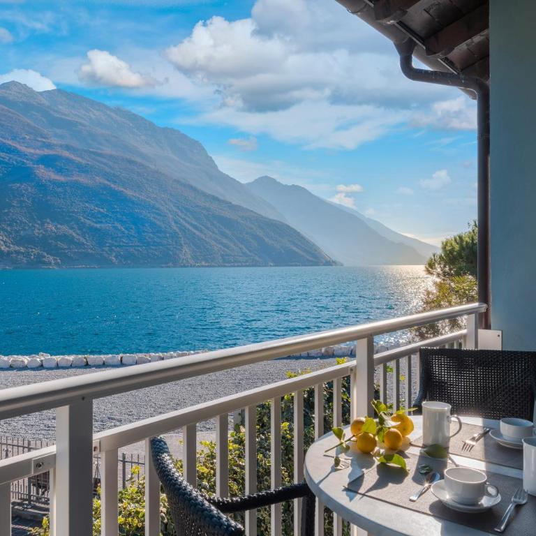 Casa Toblini al Lago on the beach - Appartamento Comfort con Balcone - 1° Piano - 1