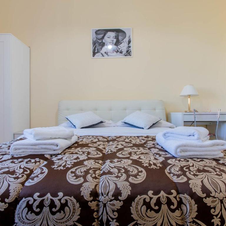 Flower guesthouse - Camera Matrimoniale con Bagno Privato - 7