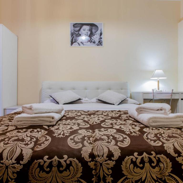 Flower guesthouse - Camera Matrimoniale con Bagno Privato - 8