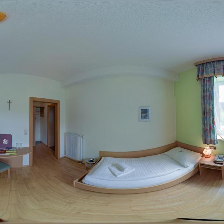 Pension Zum lustigen Steirer - Zweibettzimmer - 2