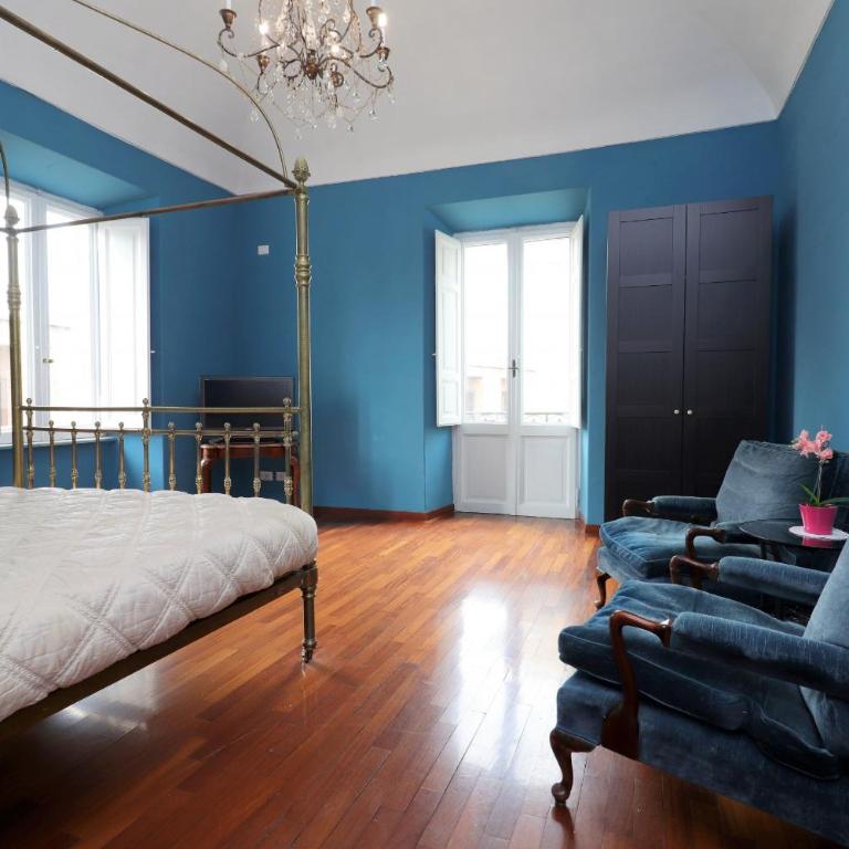 Trevi Grand Blu Suite B&B - Camera Queen con Balcone - 1