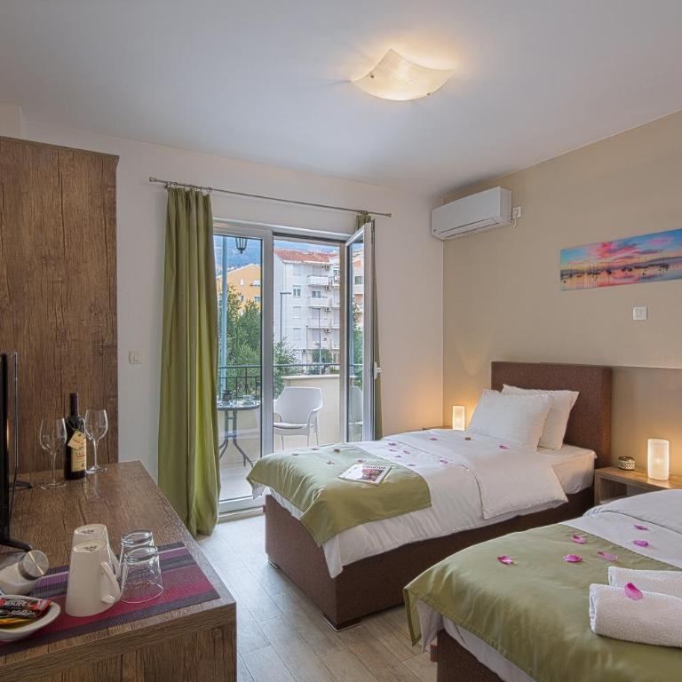 Le Marc Guest house - Dvokrevetna Soba sa Bračnim Krevetom/Zasebnim Krevetima - 7