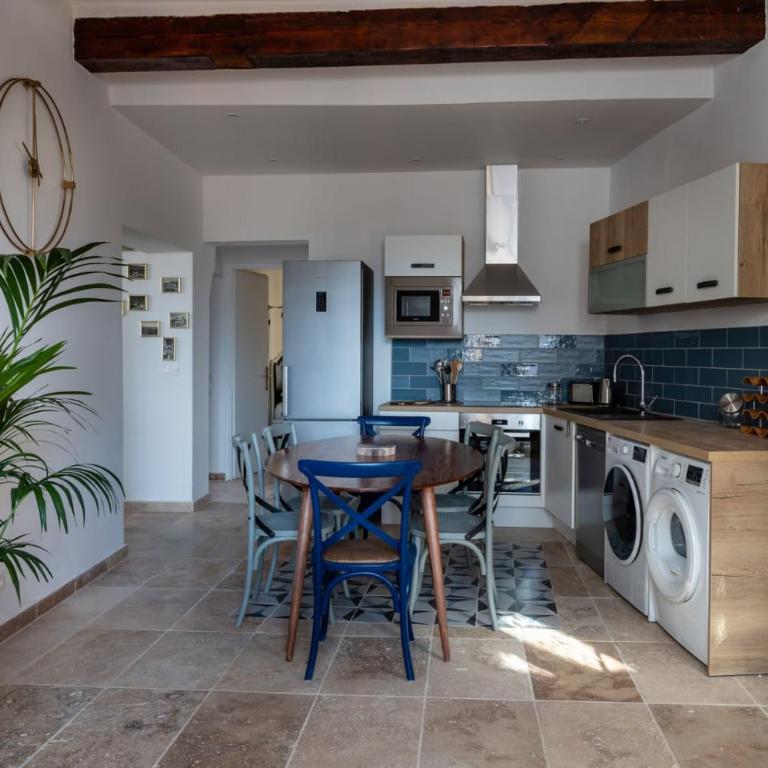 La terrasse de Tiss - Bâtiment avec Terrasse - 6 Adultes - 30