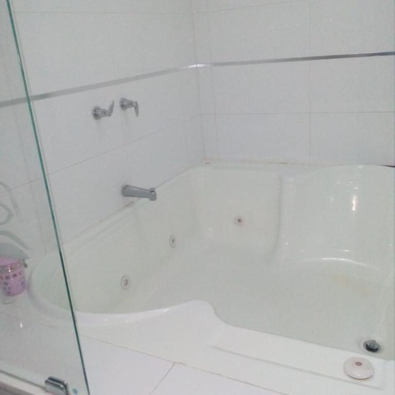 Confort Plaza Hotel - Suite con bañera de hidromasaje - Cama extragrande - 1