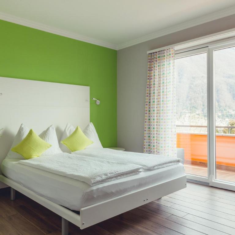B&B Toblerina - Classic Double Room with Lake View - 1