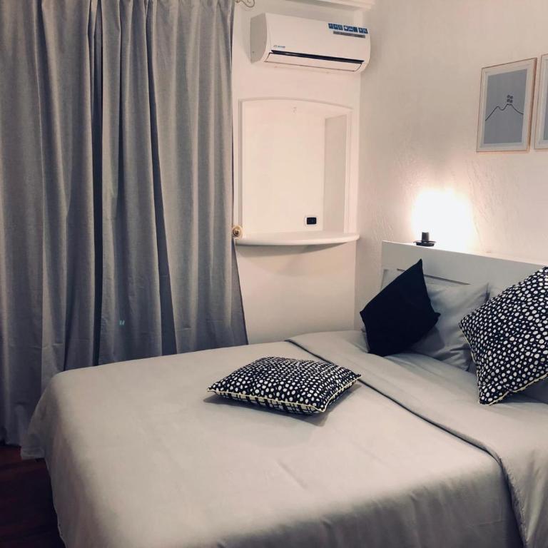 Civico Vesuvio B&B - Double Room with Private External Bathroom - 8