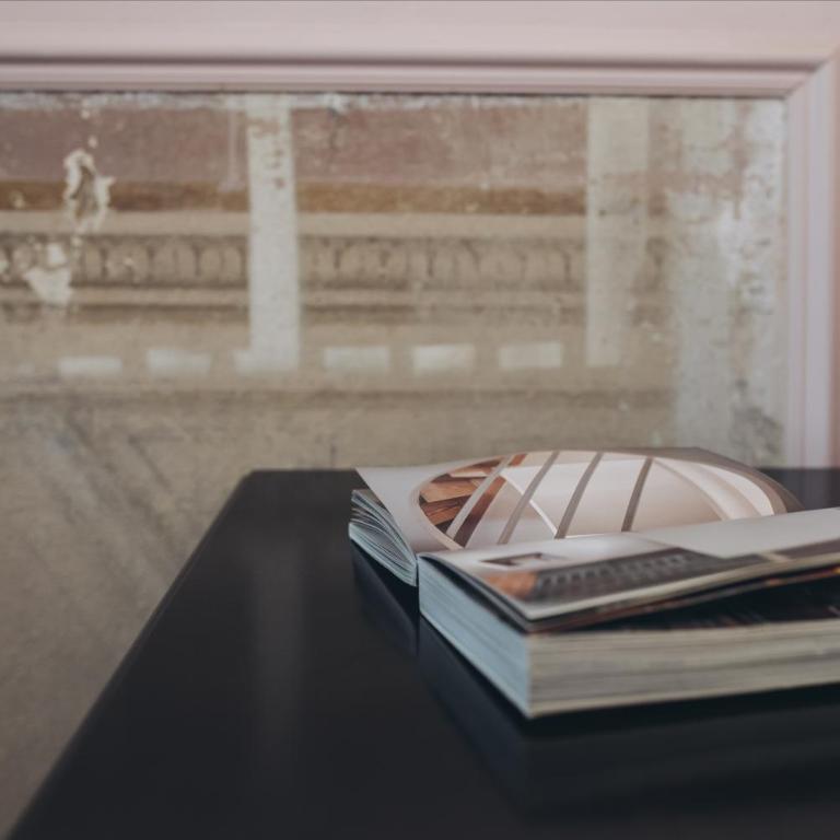Gregorini Bingham Art Luxury Suites - Suite King Deluxe - 7