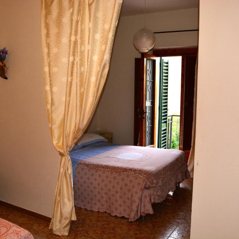 B&B Casa Fedora - Camera Tripla - 2