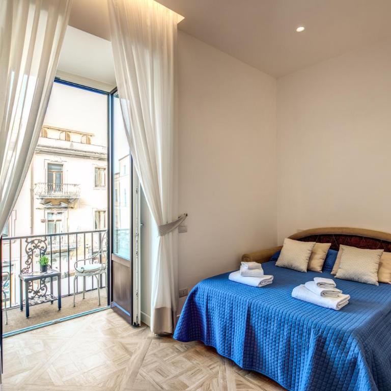Sorrento Square Suites - Camera Matrimoniale con Bagno Privato e Balcone - 27