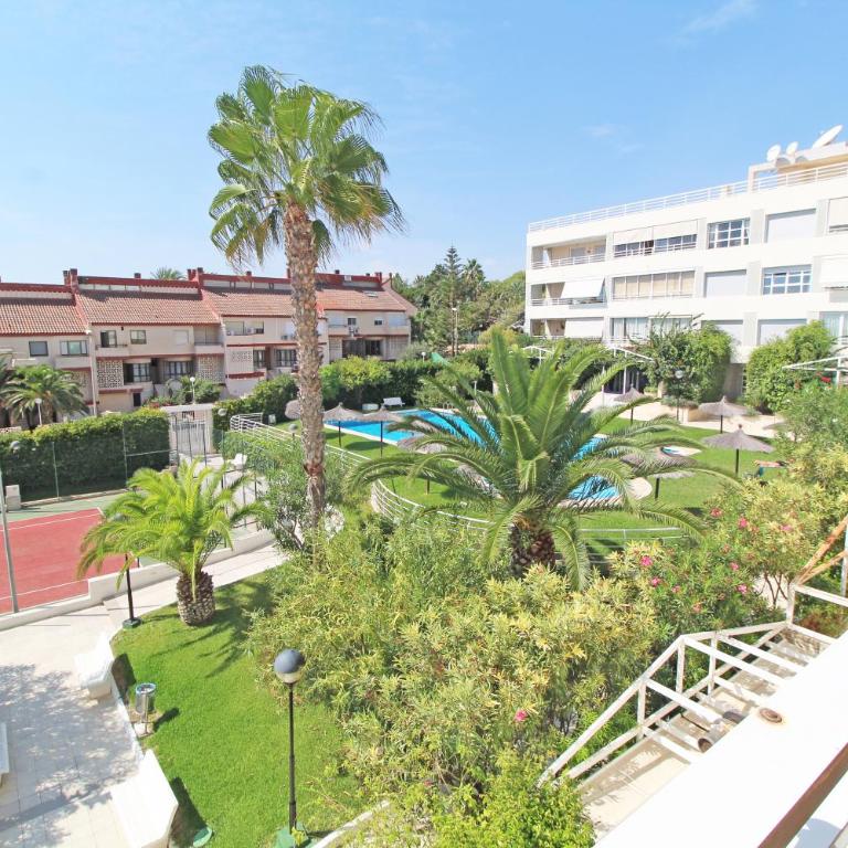 1a línea Playa San Juan. Vistas. Piscina. BBQ. Gym - Apartamento de 2 dormitorios - 10