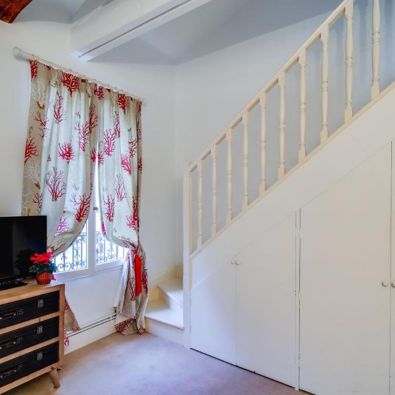 Villa Escudier Appart-hôtel - Appartement en Duplex - 5