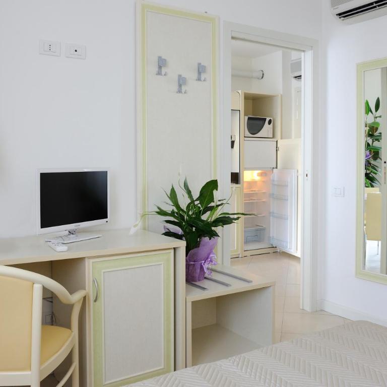 Residence Suite Smeraldo - One-Bedroom Apartment - 3