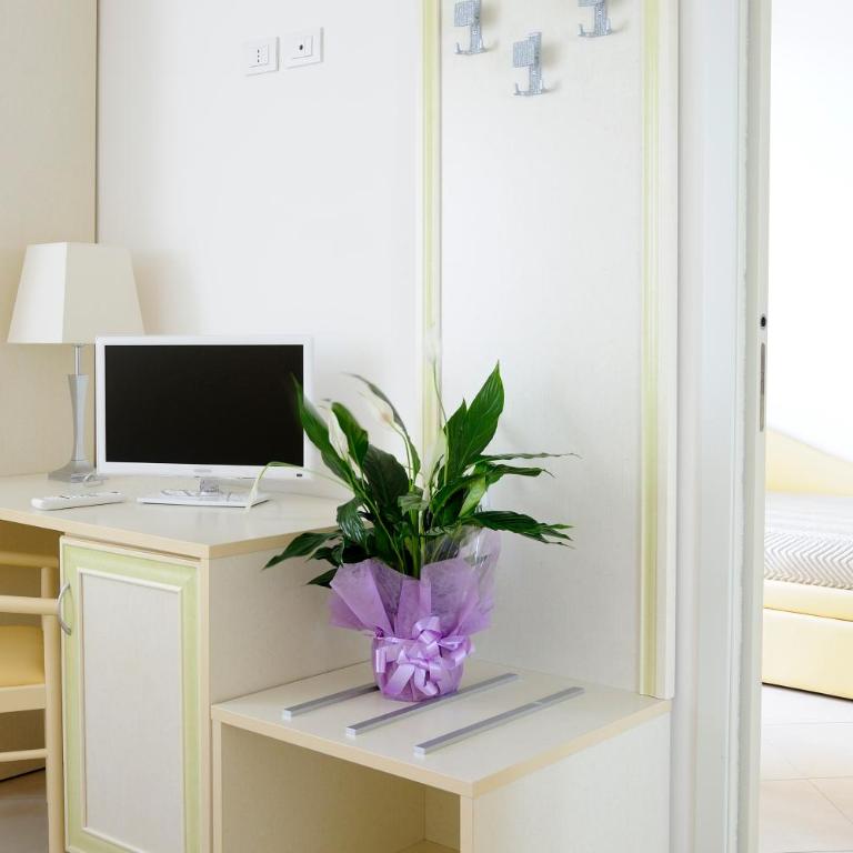 Residence Suite Smeraldo - One-Bedroom Apartment - 4