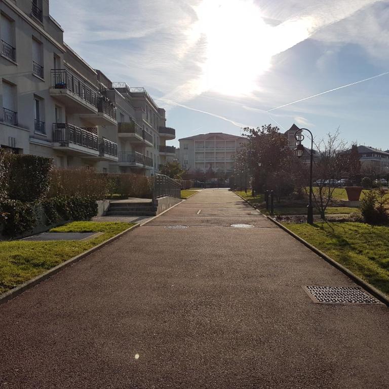 Appartement avec rez de jardin à Disneyland - Appartement - Rez-de-Chaussée - 40