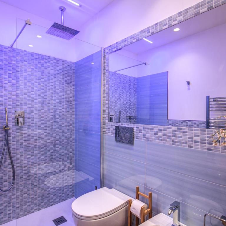 Sorrento Square Suites - Camera Matrimoniale con Bagno Privato - 11