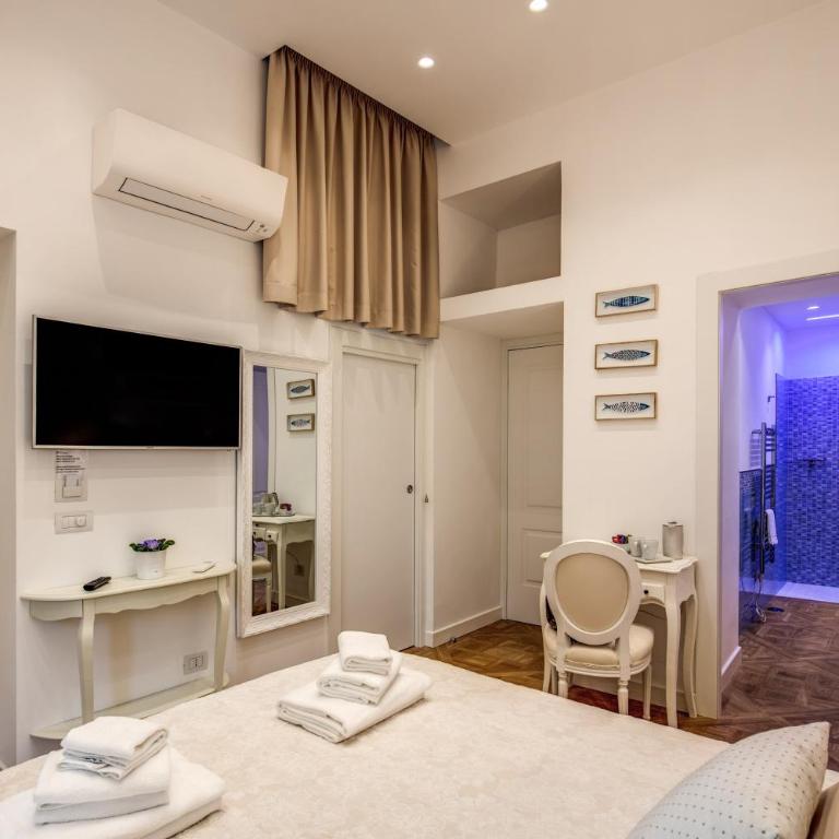 Sorrento Square Suites - Camera Matrimoniale con Bagno Privato - 2