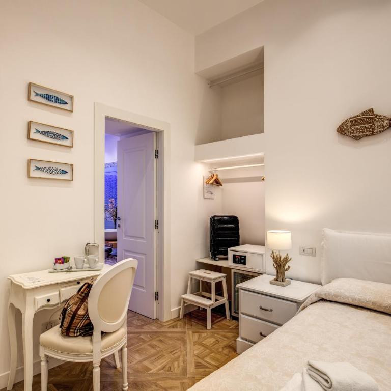 Sorrento Square Suites - Camera Matrimoniale con Bagno Privato - 6