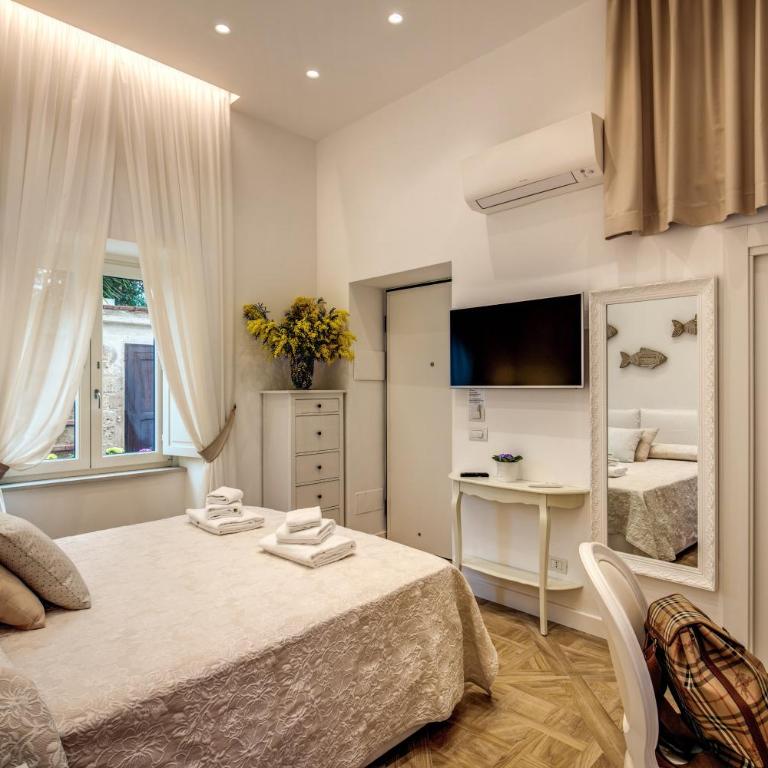 Sorrento Square Suites - Camera Matrimoniale con Bagno Privato - 7