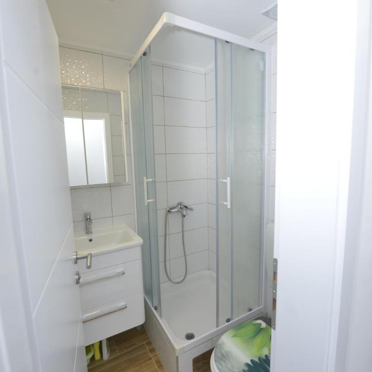 APARTMAN QUEEN - Apartment - 10